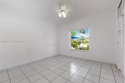 9460 Palmetto Club Ln E, Palmetto Bay, FL 33157 - Photo 8