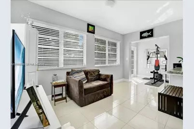 6930 SW 12th St, Pembroke Pines, FL 33023 - Photo 12