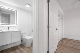 10130 Sunrise Lakes Blvd, Sunrise, FL 33322 - Photo 14
