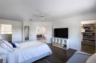 2517 Hunters Run Way, Weston, FL 33327 - Photo 12