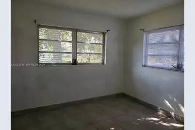 6151 Washington St, Hollywood, FL 33023 - Photo 8