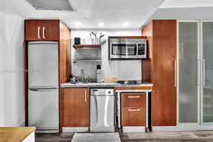 1052 Ocean Dr, Miami Beach, FL 33139 - Photo 8