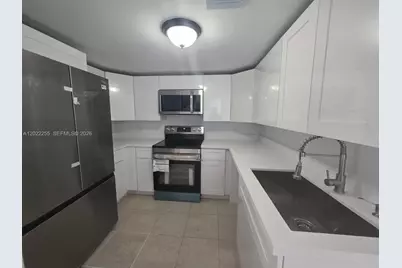 829 SW 3rd St #831, Miami, FL 33130 - Photo 6