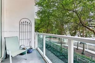 31 SE 5th St, Miami, FL 33131 - Photo 28
