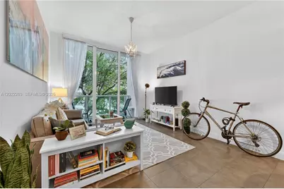 31 SE 5th St #203, Miami, FL 33131 - Photo 12