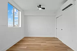 650 SW 1st St, Miami, FL 33130 - Photo 6