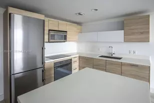 16385 N Biscayne Blvd, North Miami Beach, FL 33160 - Photo 8