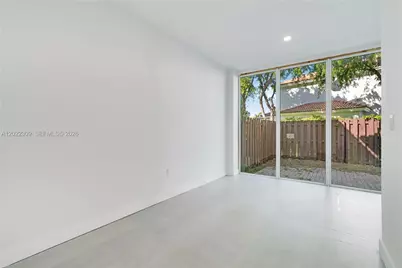 11583 NW 69th Ter, Doral, FL 33178 - Photo 16