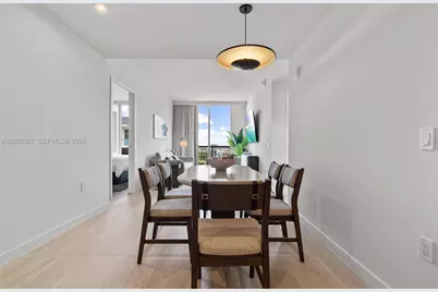 1611 SW 2nd Ave #817, Miami, FL 33129 - Photo 2