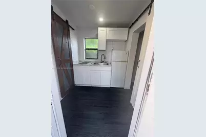 14155 NE 14th Ave, North Miami, FL 33161 - Photo 10