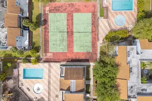 1725 W 60th St, Hialeah, FL 33012 - Photo 16