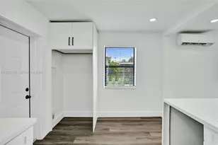 733 NW 15th Terrace, Fort Lauderdale, FL 33311 - Photo 18
