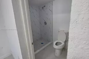 15340 Garfield Dr, Homestead, FL 33033 - Photo 12