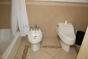 6371 SW 109th Ct, Miami, FL 33173 - Photo 14