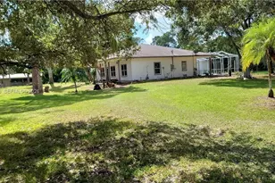 7820 N Rich Rd, North Fort Myers, FL 33917 - Photo 4