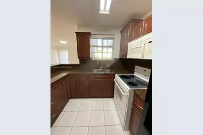 6763 NW 182nd St #105, Hialeah, FL 33015 - Photo 8