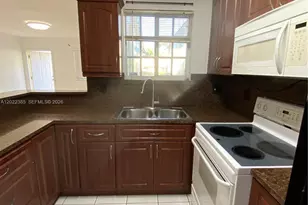 6763 NW 182nd St, Hialeah, FL 33015 - Photo 8