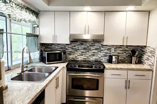 9101 Lime Bay Blvd, Tamarac, FL 33321 - Photo 6