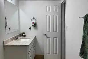 4810 NW 79th Ave, Doral, FL 33166 - Photo 8