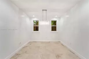 3060 Lime Ct, Miami, FL 33133 - Photo 4