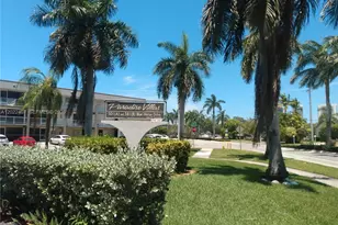 581 Blue Heron Dr, Hallandale Beach, FL 33009 - Photo 16
