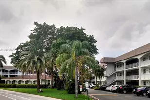 581 Blue Heron Dr, Hallandale Beach, FL 33009 - Photo 16