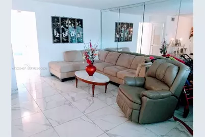 581 Blue Heron Dr #315-B, Hallandale Beach, FL 33009 - Photo 8