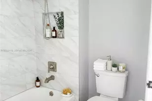 16447 Sapphire Pl, Weston, FL 33331 - Photo 12