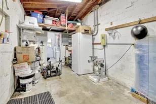 1523 Dewey St, Hollywood, FL 33020 - Photo 34