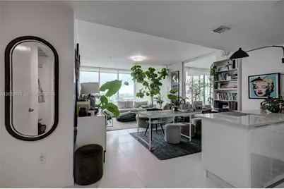 1040 Biscayne Blvd #1606, Miami, FL 33132 - Photo 12