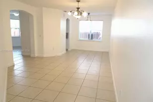 5460 NW 107th Ave, Doral, FL 33178 - Photo 4