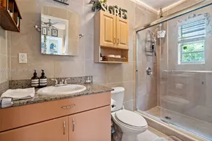 936 Pennsylvania Ave, Miami Beach, FL 33139 - Photo 4