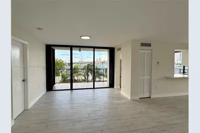 801 N Venetian Dr #408, Miami, FL 33139 - Photo 8