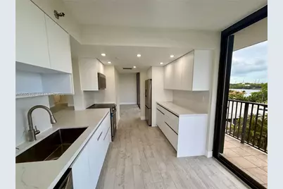 801 N Venetian Dr #408, Miami, FL 33139 - Photo 10