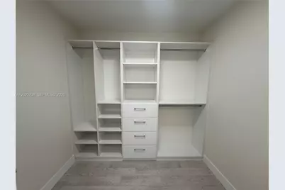 801 N Venetian Dr #408, Miami, FL 33139 - Photo 22