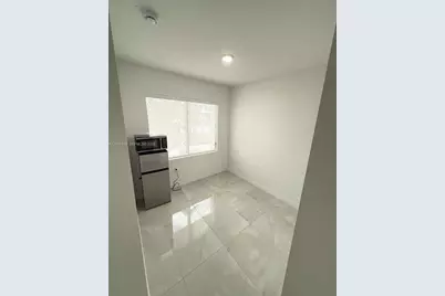 419 NW 13th Ct #1, Florida City, FL 33034 - Photo 6