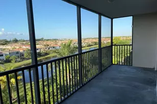 900 NE 195th St, Miami, FL 33179 - Photo 18