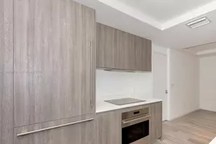 801 S Miami Ave, Miami, FL 33131 - Photo 8