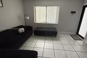 9116 NW 35th Pl, Sunrise, FL 33351 - Photo 2