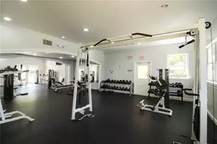 8245 Lake Dr, Doral, FL 33166 - Photo 12