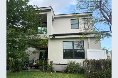 115 NW 36th Ave #115, Pompano Beach, FL 33069 - Photo 1