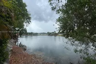 13932 Kendale Lakes Dr, Miami, FL 33183 - Photo 28