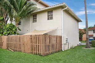9880 Hammocks Blvd, Miami, FL 33196 - Photo 20
