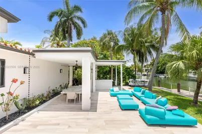 1141 NE 90th St, Miami, FL 33138 - Photo 24