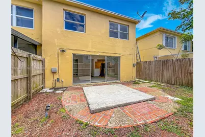 3702 SW 60th Ter #31, Davie, FL 33314 - Photo 26