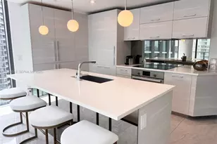 650 NE 32nd St, Miami, FL 33137 - Photo 4