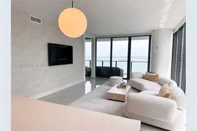650 NE 32nd St #1901, Miami, FL 33137 - Photo 1