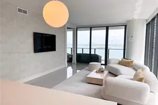 650 NE 32nd St, Miami, FL 33137 - Photo 1