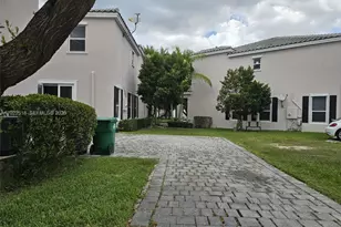 9530 SW 171st Ct, Miami, FL 33196 - Photo 12