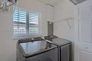 876 Gardenia Dr, Royal Palm Beach, FL 33411 - Photo 20